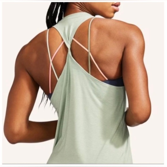 Peloton purpose twist bank tank green size M - Picture 3 of 10